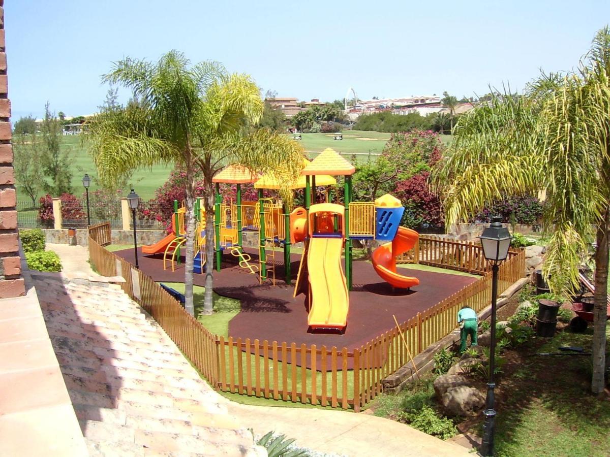 Villa Mandi Golf Resort Playa de las Americas  Room photo